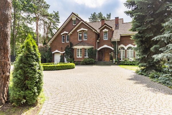Cost of Driveway Pavers Repair in Camarillo