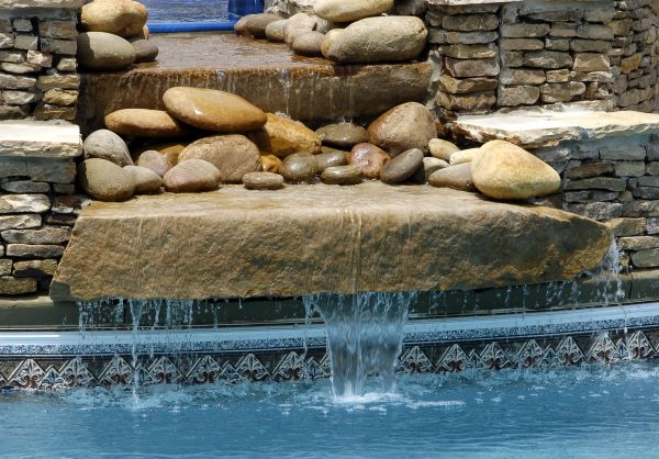 Cost of Pool Hardscaping in Camarillo